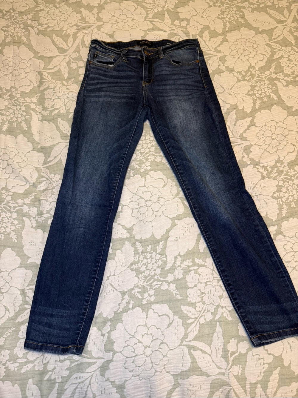 Judy Blue Dark Blue relaxed fit Skinny Jeans